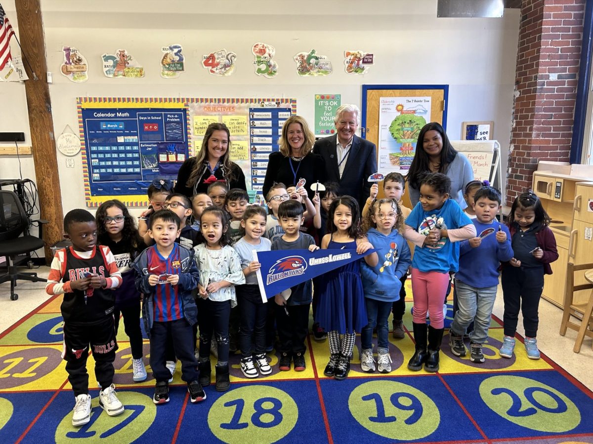 LCCPS Reads Across America in Memory of Student - InsideLowell