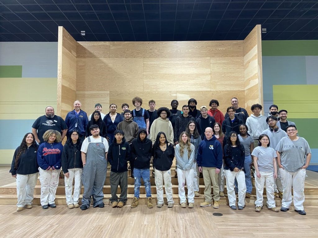 Glths For GLTHS Students, All the World's a Stage - InsideLowell