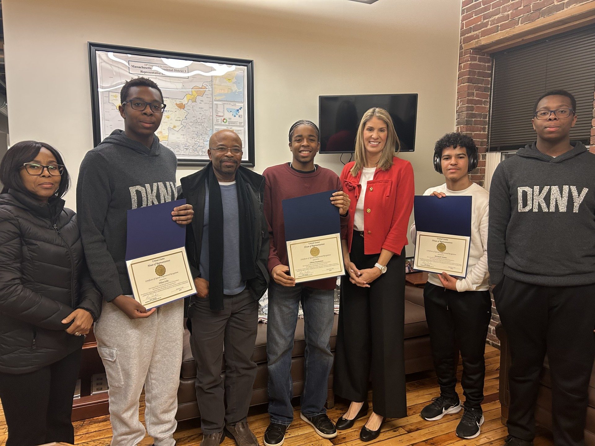 Trahan Announces 2024 Congressional App Challenge Winners - InsideLowell